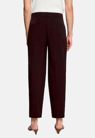 regular Pantaloni con pieghe di zero in marrone