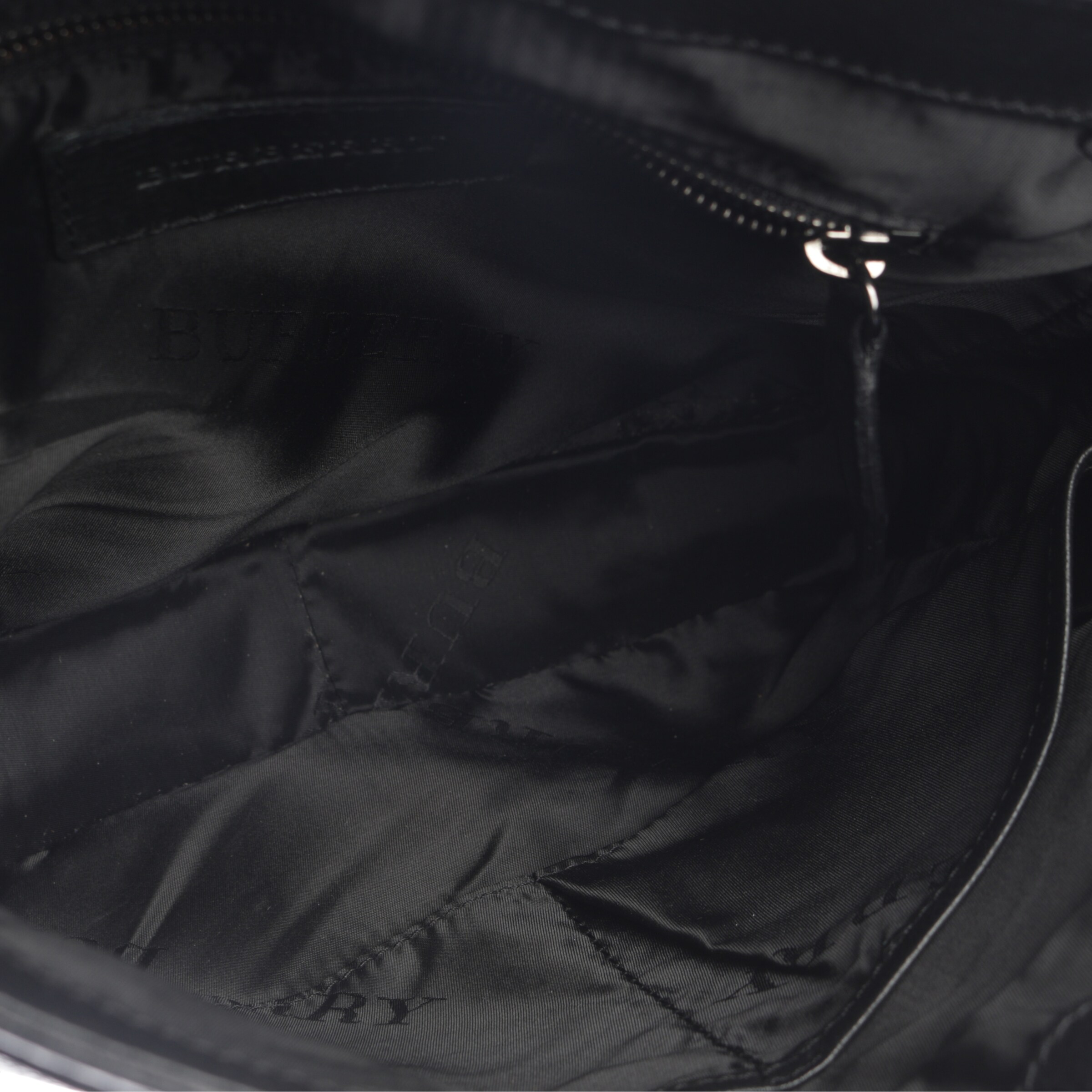 BURBERRY Bag in One size in Black