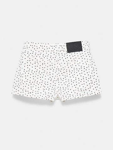 Pull&Bear Štandardný strih Džínsy - Biela
