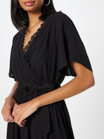 Robe d’été 'Lewe' ABOUT YOU en noir