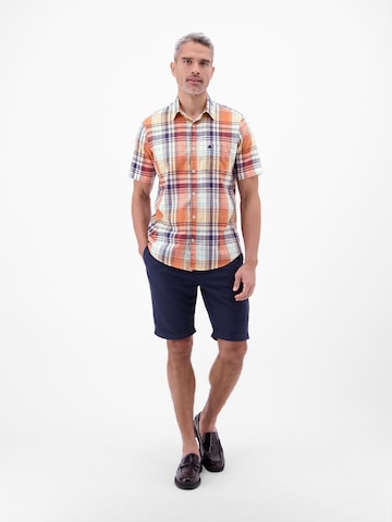 LERROS Regular Fit Kariertes Kurzarmhemd aus Baumwolle und Leinen in Weiß