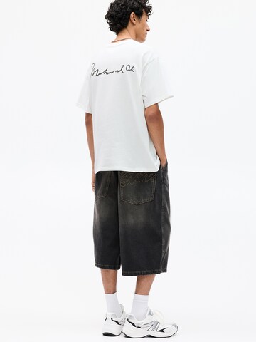 T-Shirt 'ALI PEOPLE´S CHAMP' Pull&Bear en blanc