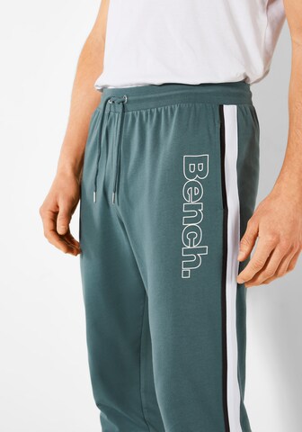 BENCH Tapered Pants in Green