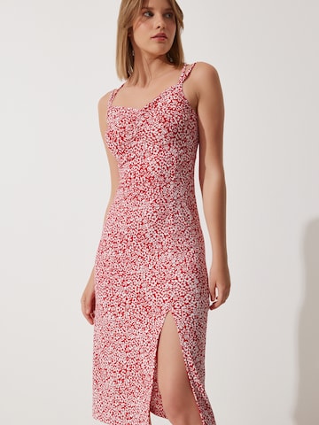 Abito di Happiness İstanbul in rosso