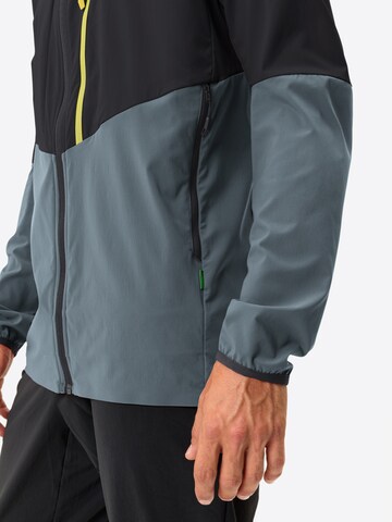 VAUDE Outdoor jacket 'M Tekoa J' in Grey