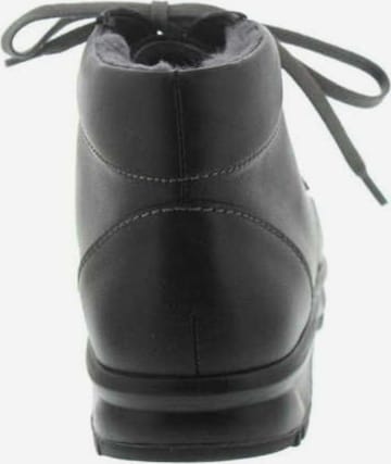 Finn Comfort Lace-Up Boots in Black