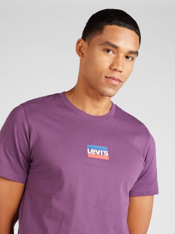 LEVI'S ® Normalny krój Koszulka 'Graphic Crewneck Tee' w kolorze fioletowy