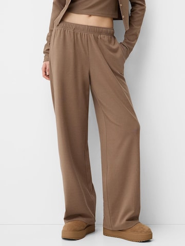 Bershka Wide leg Byxa i beige: framsida