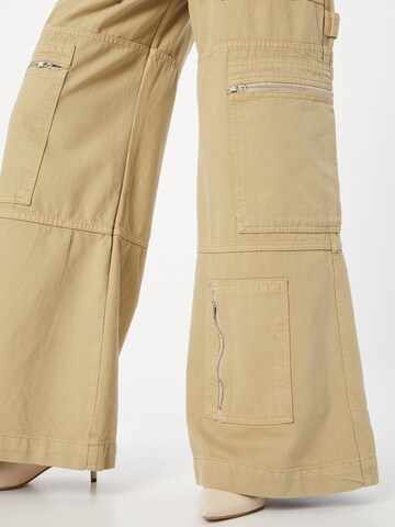 Wide leg Pantaloni eleganți 'CLACKER' de la The Ragged Priest pe gri