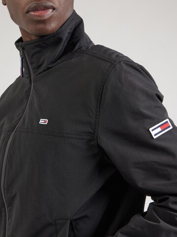 Tommy Jeans Jacke 'ESSENTIAL' (GRS) in Schwarz