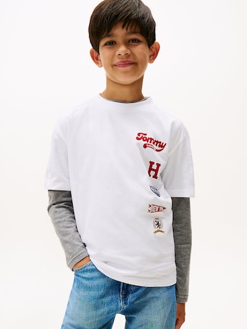 TOMMY HILFIGER Shirt 'Varsity Multi-Badge' in White: front