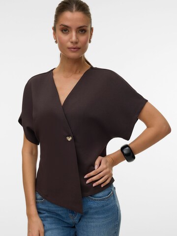 Camicia da donna 'VMSmilla' di VERO MODA in marrone: frontale