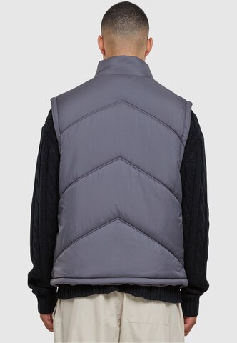 Urban Classics Bodywarmer 'Arrow' in Lila