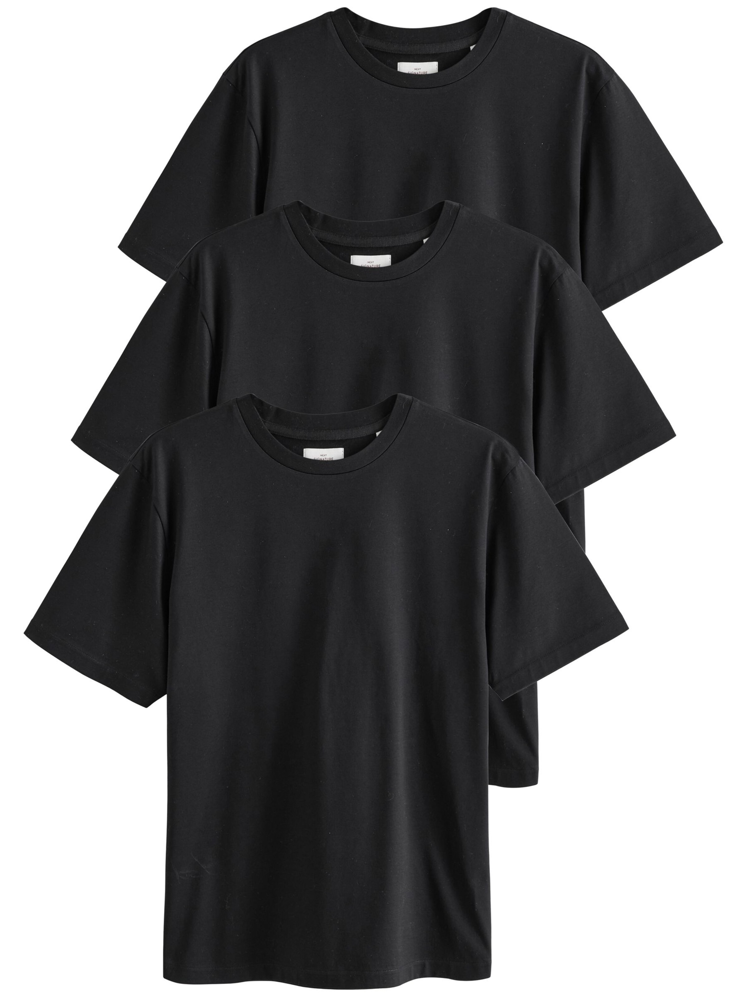 Tricou de la Next pe negru: față