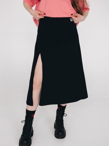 RADADA Skirt in Black
