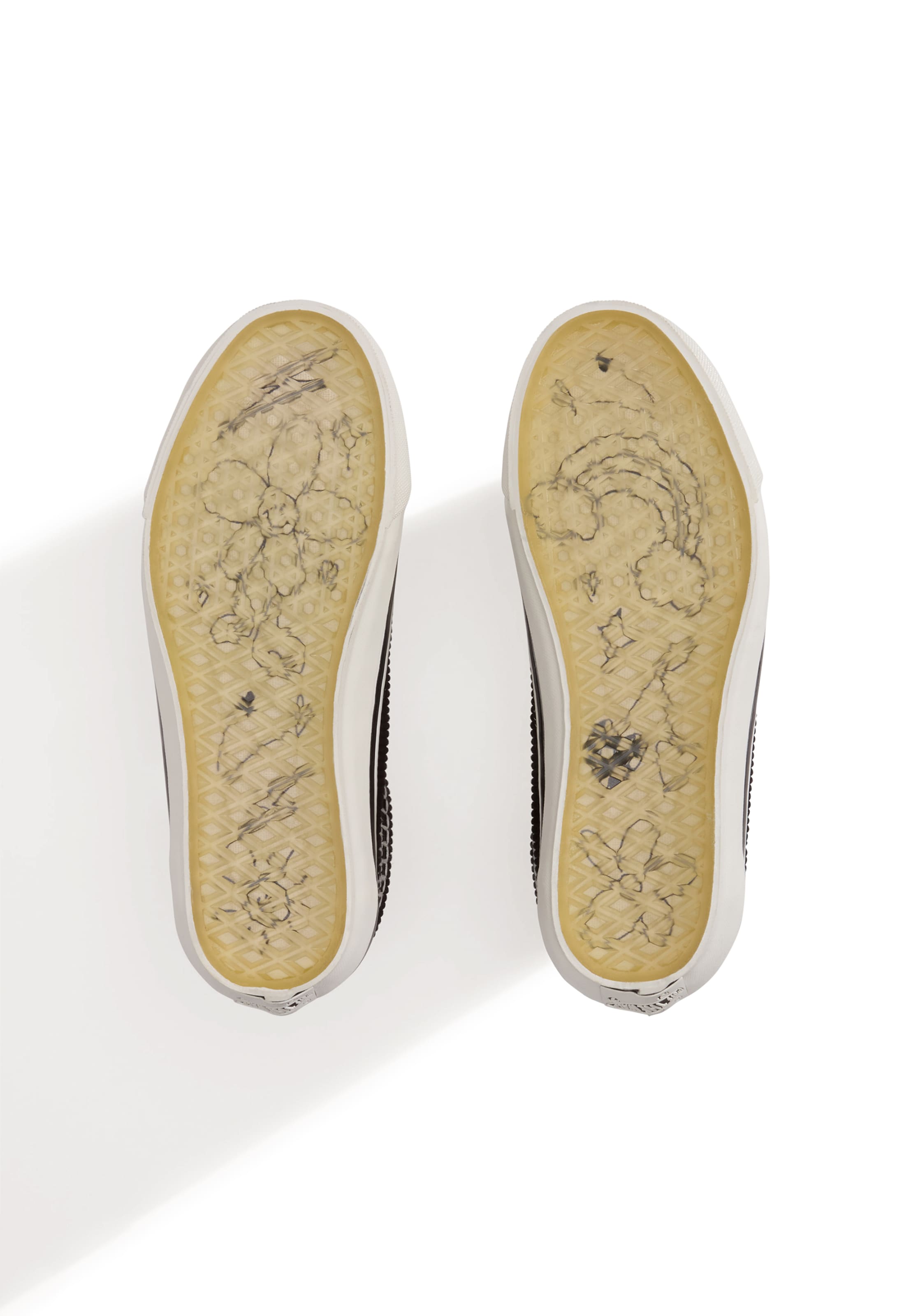 Baskets basses 'Old Skool Charms' VANS en noir