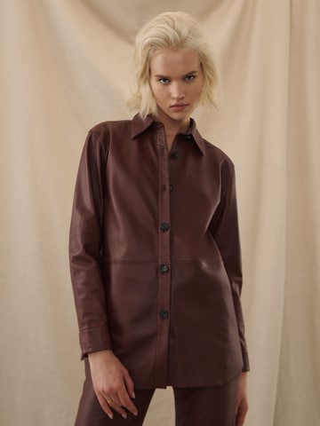 Kendall for ABOUT YOU Between-Season Jacket 'Leyla' in Brown