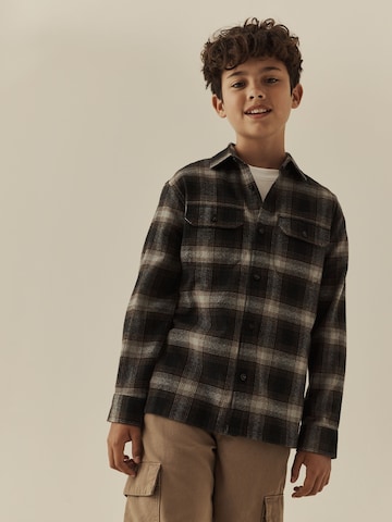 Next - Ajuste regular Camisa en gris: frente