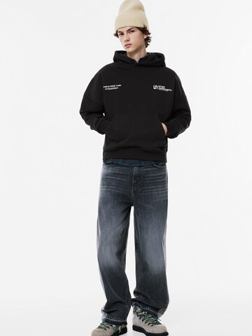 Pull&Bear Mikina 'STWD' – černá