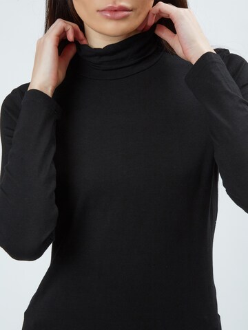 Maglietta di Influencer in nero