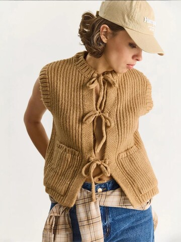 Gilet in maglia di Bianco Lucci in beige