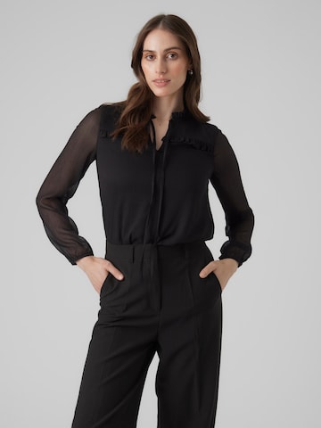 Vero Moda Petite Bluse 'MILLA' in Schwarz: predná strana