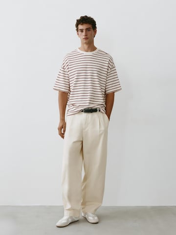 Pull&Bear Bő szár Élére vasalt nadrágok - fehér