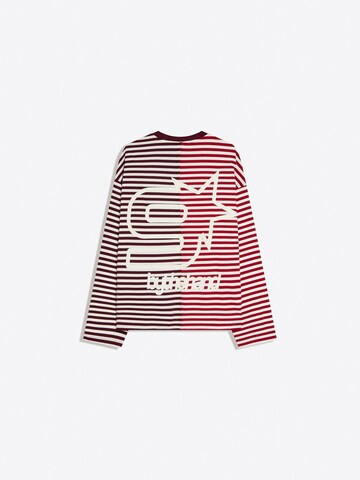 T-Shirt Bershka en rouge