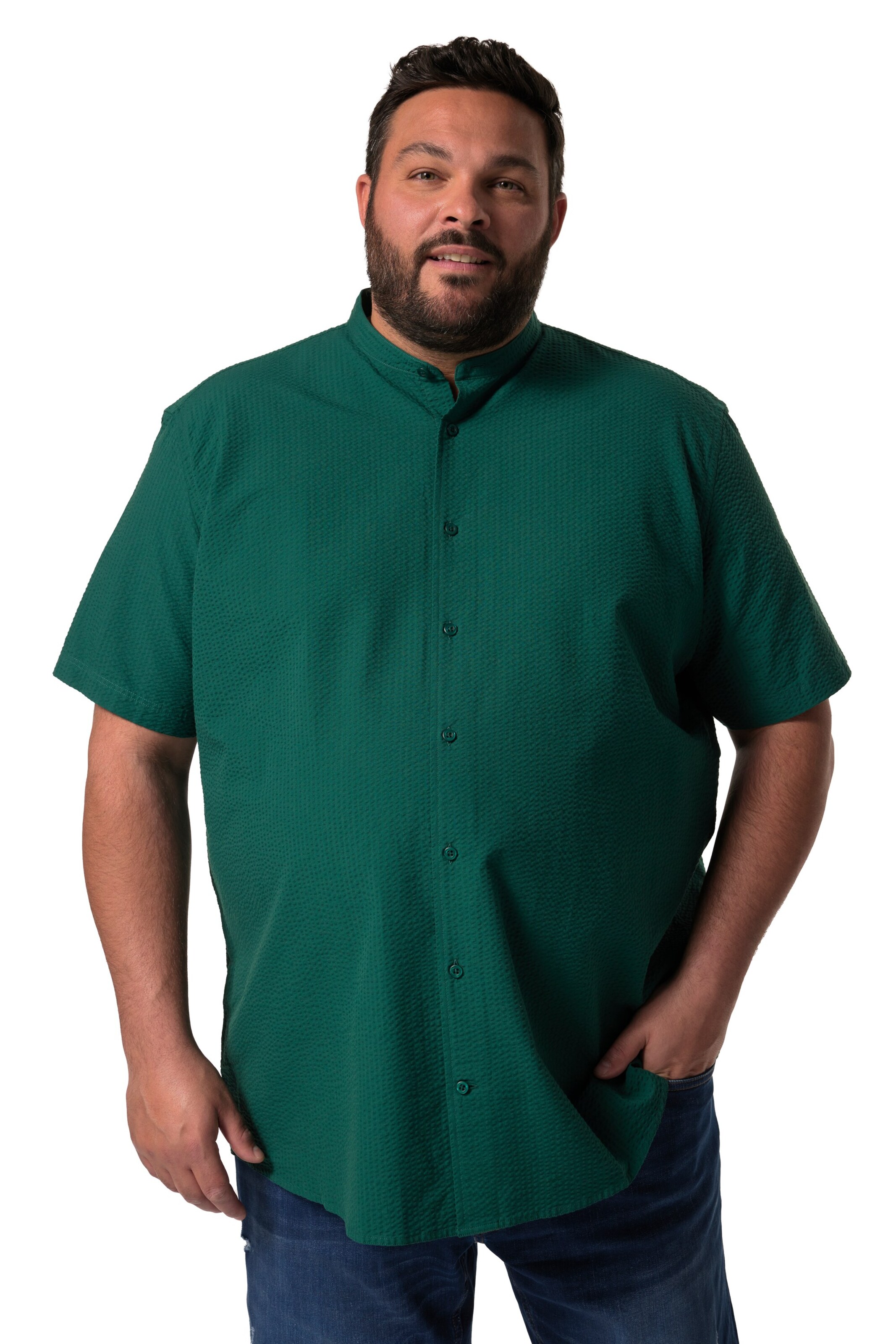 Men Plus Regular fit Button Up Shirt in Green: front