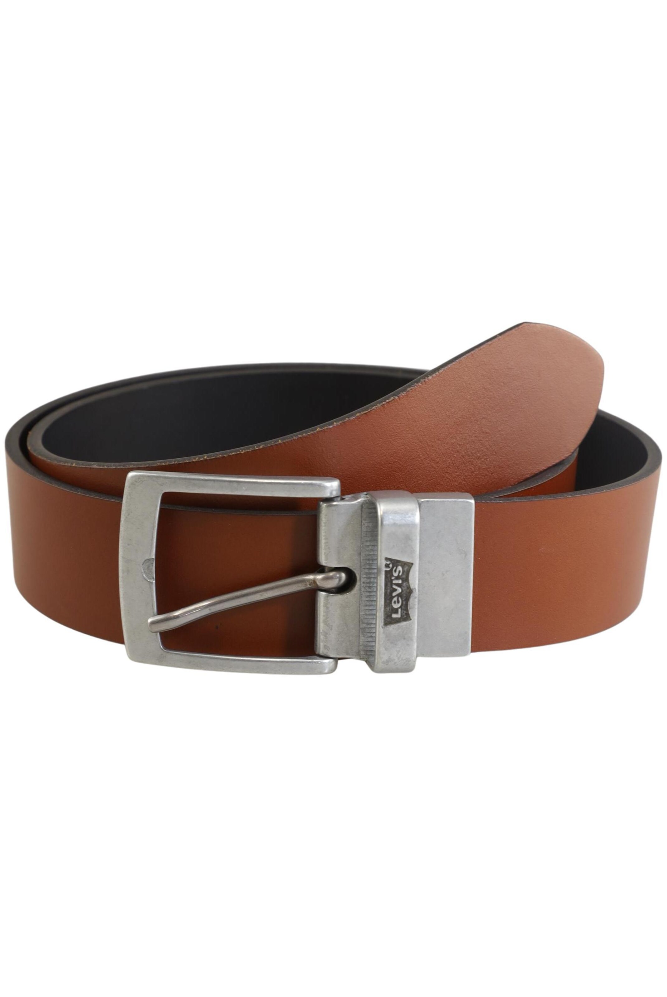 LEVI'S ® Belt in One size in Brown: front