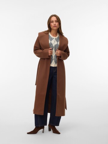 Manteau mi-saison 'VMANNE' VERO MODA en marron
