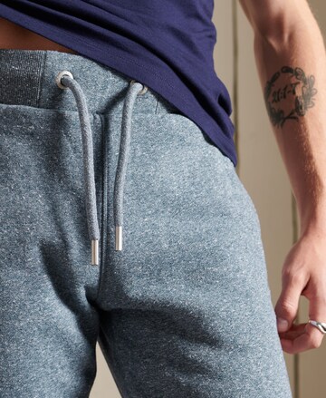 Superdry Tapered Hose in Blau