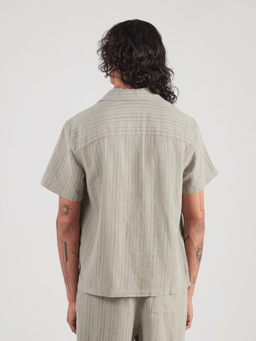 Only & Sons Comfort fit Button Up Shirt 'ONSVENTO' in Green
