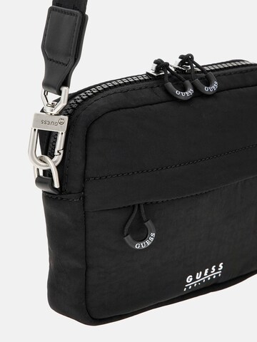 GUESS Tasche 'Sondrio' in Schwarz