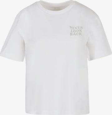 Miss Tee Paita 'Never Look Back' värissä valkoinen: etupuoli