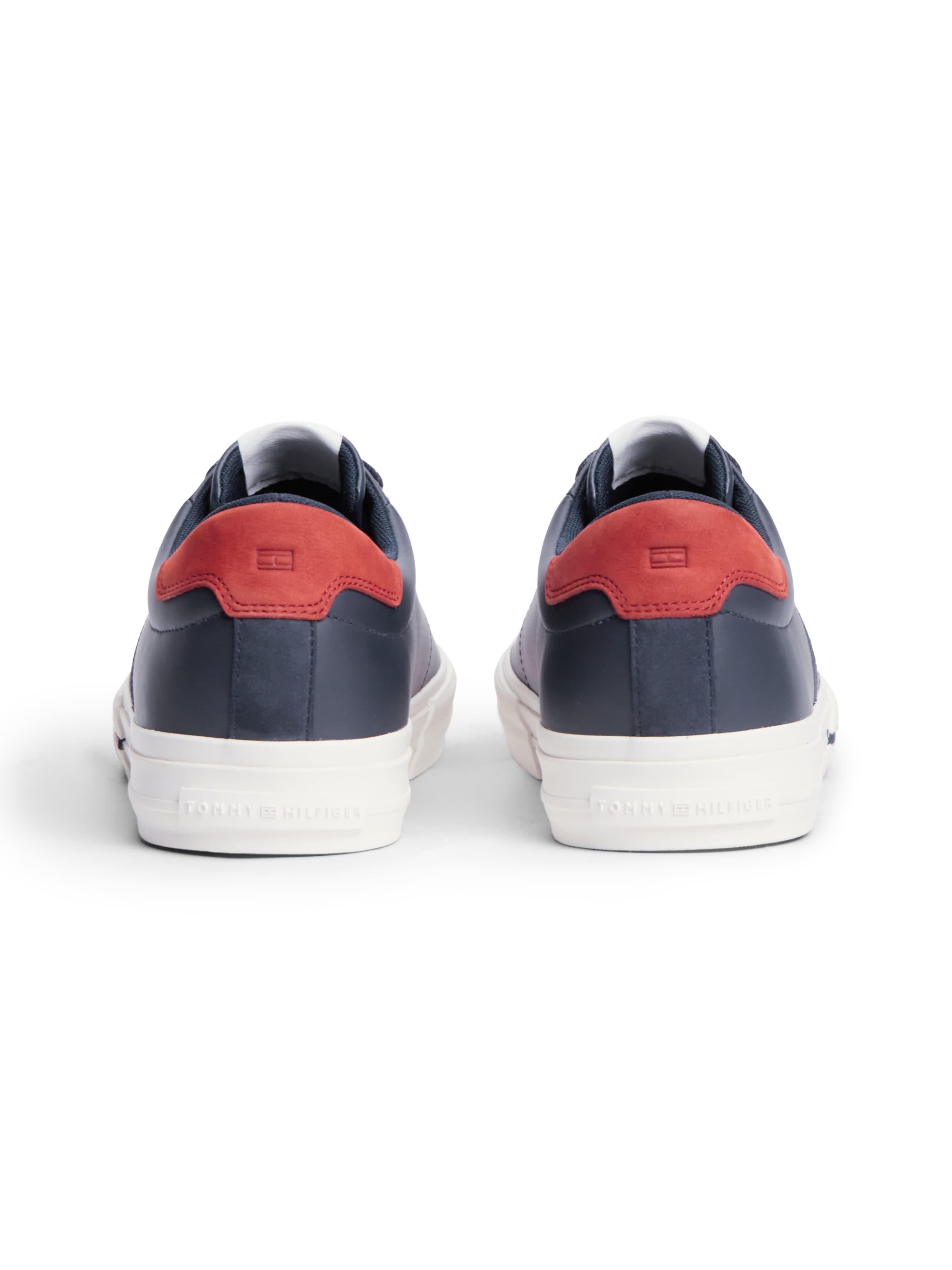 TOMMY HILFIGER Sneaker in Blau