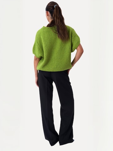 Pullover 'Chloe' di TEESHOPPEN in verde: dietro