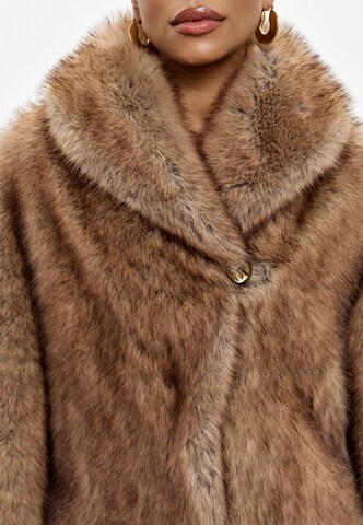 CESARE GASPARI Winter Coat 'Desert Mirage' in Brown