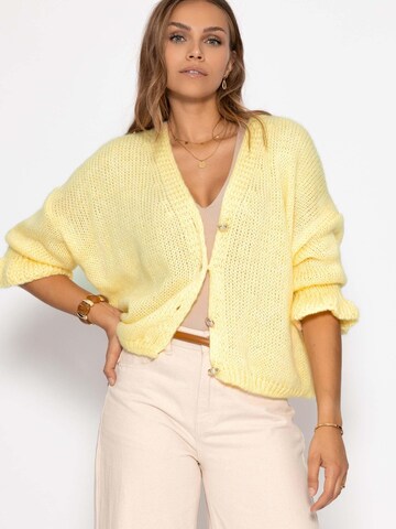 SASSYCLASSY Oversized cardigan in Yellow