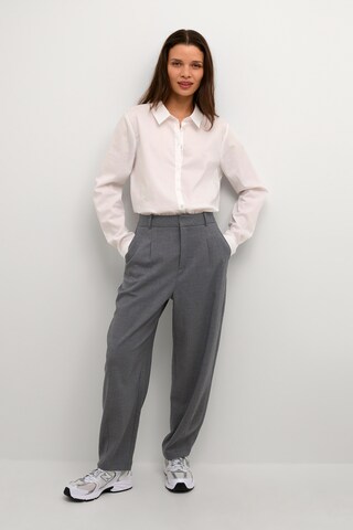 Tapered Pantaloni 'Merle' di Kaffe in grigio