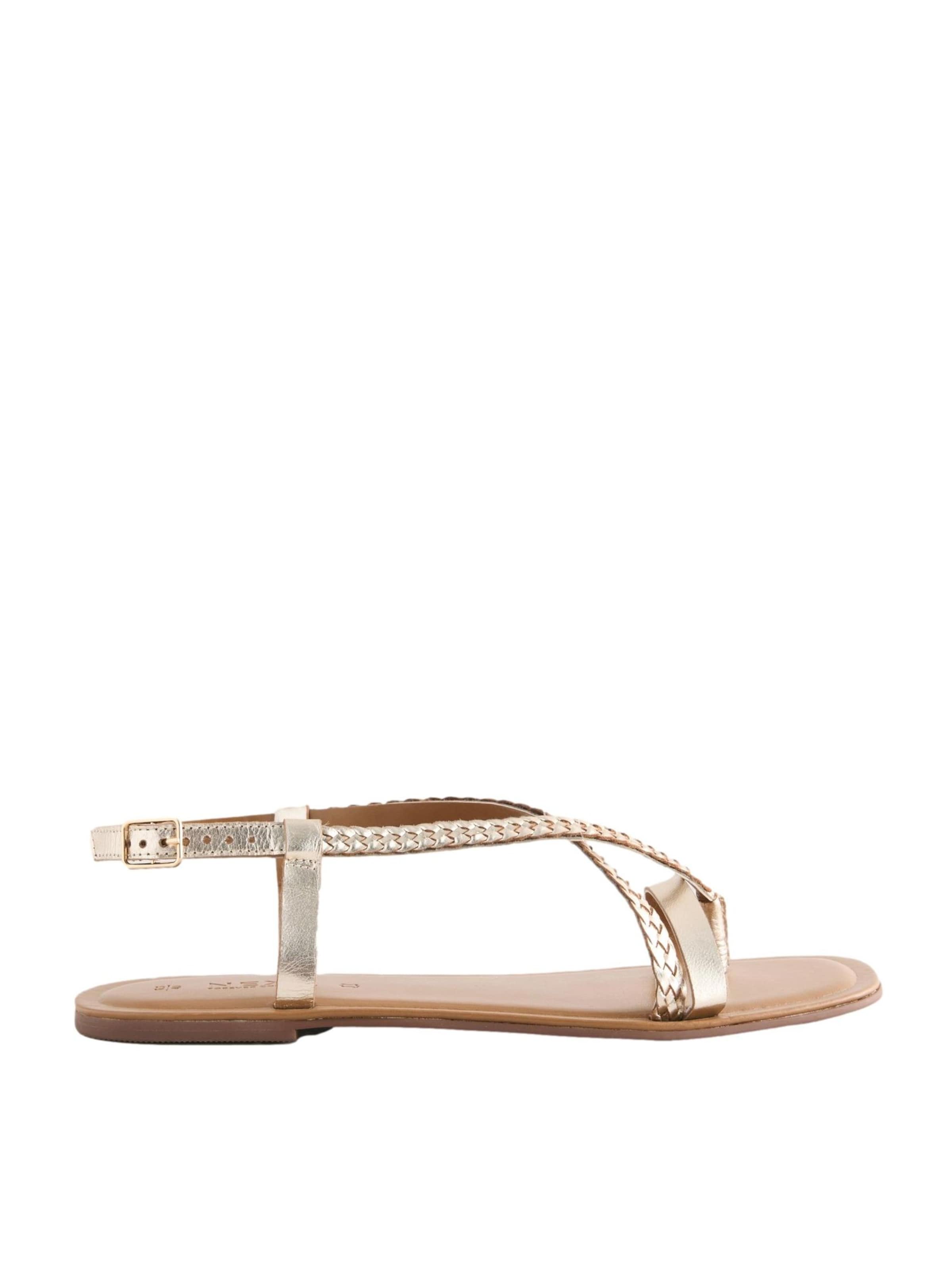 Next Сандали с разделител за пръстите 'Forever Comfort®' в злато