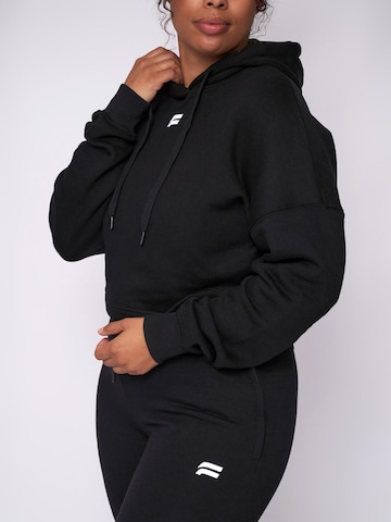 Fortex Fitness - Sudadera 'Essential Cropped Hoodie' en negro