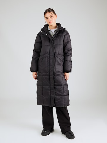 SISTERS POINT Winter Coat 'DUSTY' in Black: front