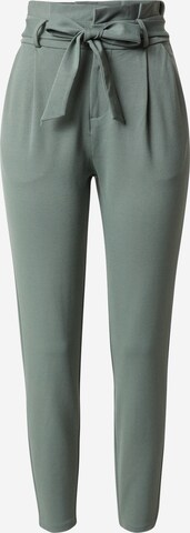 Slimfit Pantaloni con pieghe di VERO MODA in verde: frontale