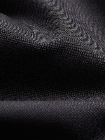 Next Regular Hose in Schwarz