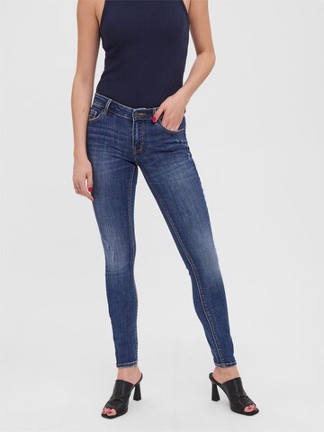 VERO MODA Skinny Jeans 'LYDIA' in Blauw: voorkant