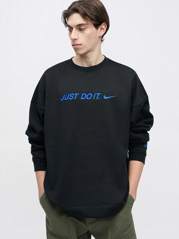 Nike Sportswear Sweatshirt 'CLUB' i svart