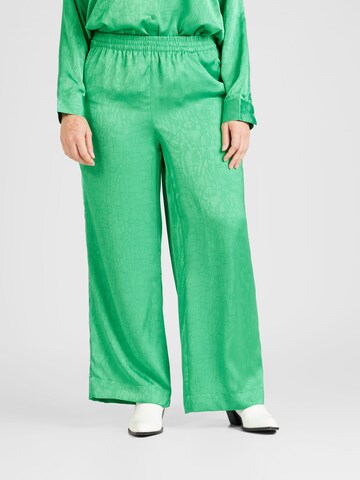 Vero Moda Curve Wide leg Broek 'CRISTI' in Groen: voorkant