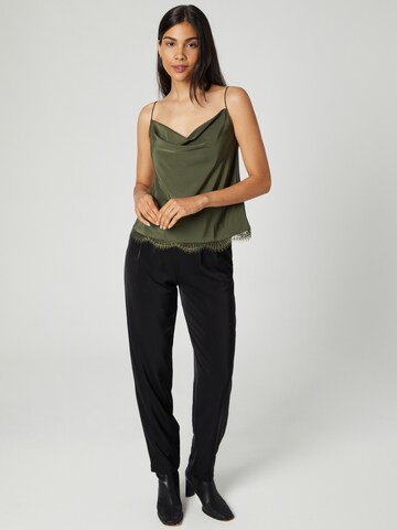 Top 'Pamela' de la Guido Maria Kretschmer Women pe verde