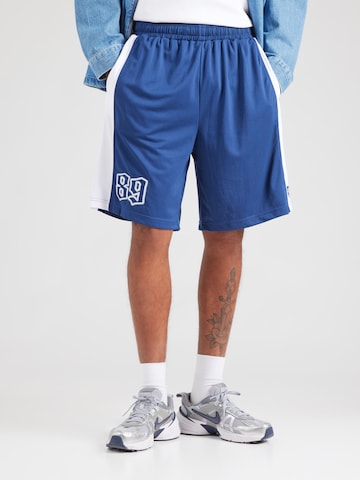Karl Kani Loosefit Shorts in Blau: Vorderseite